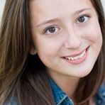 Lexi Bates - Facebook