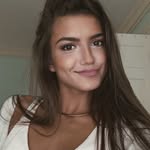 19 | 🇬🇧&🇺🇸 - @leyla.andersonx - Instagram
