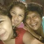 Leyla Flores - Facebook