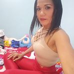 Leyla Flores - Facebook