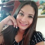 leyla_flores - @leyla__flores - Instagram