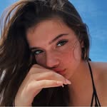 lia hansen 🥀 - @sunsipping - Instagram