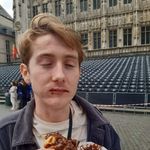 @liam_bates - Instagram
