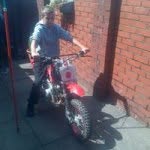 Liam Farr - @boxybear123 - Instagram