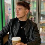 Liam Graves |Critic|Arts|MorningShowHost - @liam_graves_ - Instagram
