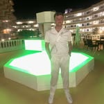 Liam - @liamhands_04 - Instagram
