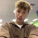 Liam Rowe - @pinkfriday170 - Instagram