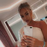 Lianne Smith - @misslily89 - Instagram