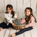 Libby + Logan + Lars - @theharrisvolds - Instagram