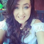 Libby Stevens - @neverwearswhite - Instagram