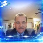 Librado Flores - @libradof8 - Instagram