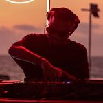 LIL BROWN - @dj_lilbrown - Instagram