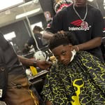 Dallas Barber 💈 - @lilalee._blendz - Instagram