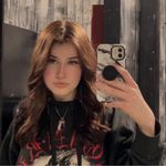 Lila Phillips - @its.nothing.important - Instagram