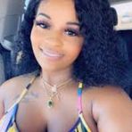 Layla Smith - Facebook