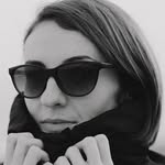 Lili Bach - @lili.bach2020 - Instagram