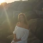 lili grace - @liliwhatley - Instagram