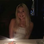 Lili Gray - Facebook