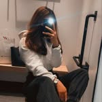 Lili Johns - @lilijohns777 - Instagram