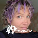 Lili Lambert - Facebook