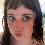 Lili Long - Facebook