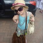 Lili Roberts - Facebook