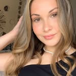 Lili x - @lilirobertsx - Instagram