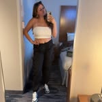Lili - @lili_sharp14 - Instagram