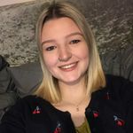 Lili Thomas - @_lilithomas_ - Instagram
