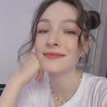 Lili White - @liliwhitediary - Instagram