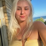 Lili🧚‍♀️🧚‍♀️ - @liliyounger - Instagram