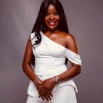 Lilian King - @ezelilianchika - Instagram