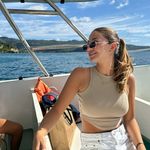 Lancha 🤍 - @liliane_sutton - Instagram