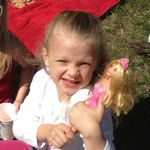 Lillian Sutton - @lillianandbaymax - Instagram