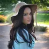 Lilly  - @lillianbook - TikTok
