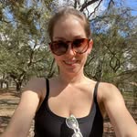 Lillian Davies - @lillian_davies1988 - Instagram