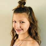Lillian Dye - @dyelillian - Instagram