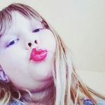 Lillian Springer - @rainbow_unicorn909 - Instagram