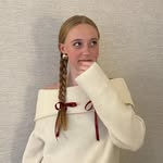 lily - @lillianvaleika - Instagram