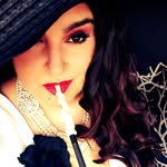 Lillian Viola - @notahenchwench - Instagram
