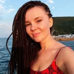 Julia - @lillie_hammer - Instagram