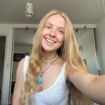 Lilly Arnold - @lillywarnold - Instagram