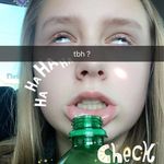 Lilly Arnold - @lillys_finstalol - Instagram