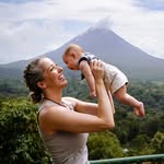 Lily Carlson | travel, lifestyle & motherhood - @lilyslensonlife - Instagram