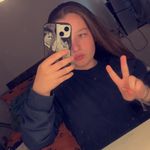@lillycoffey08 - Instagram