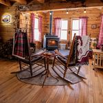 Lilly Marsh cabin - @37lillymarsh - Instagram