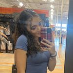 Lilly - @lillynewman.35 - Instagram