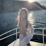 Lilly Walsh - @walsh.15 - Instagram