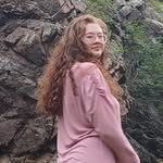lilly wells - @lillyw2695 - Instagram