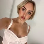 Lily Adams - @lilyadams_x_ - Instagram